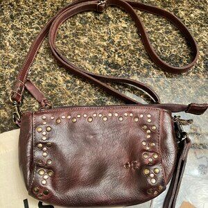 Bed Stu Leather Encase Crossbody/Wristlet/Clutch in Teak Dip Dye